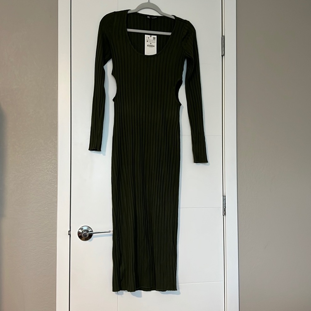 Zara Ribbed Cut-Out Midi Dress